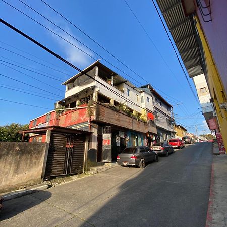 Hostal El Calvario Coban Hotel Exterior photo